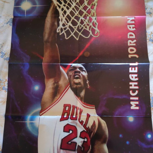Chicago Bulls double-sided poster with 1997 champions and Michael Jordan, like new