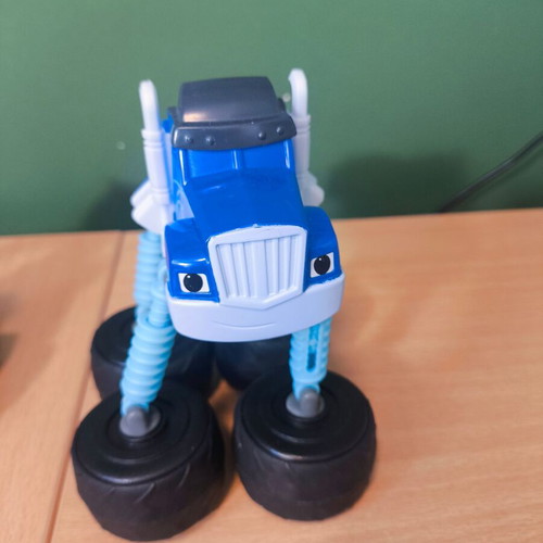 Blaze and the Monster Machines toy car set, 4 vehicles, Mattel 2014-2015