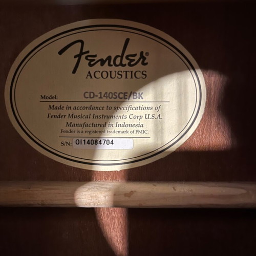 Fender CD-140SCE/BK electro-acoustic guitar used with Thomann case