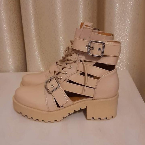 Seastar beige patent leather ankle boots new, size 39