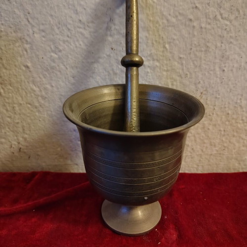 Bronze mortar like new, old style