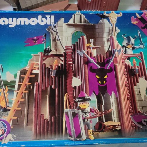 Playmobil 4435 used, structurally complete with missing parts