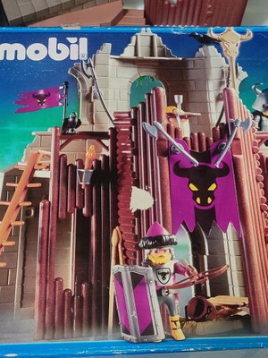 Playmobil 4435 used, structurally complete with missing parts