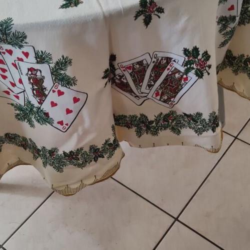 Tablecloth with 4 napkins used, Christmas set
