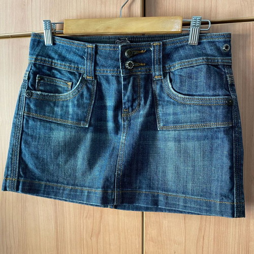 Fracomina denim skirt size 42/27 like new, short, blue