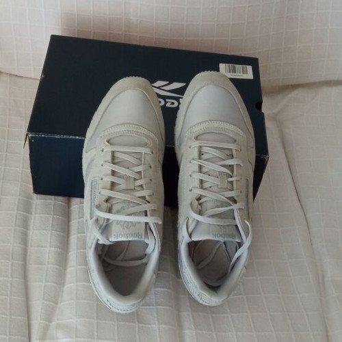 Reebok Classic Leather Women's Sneakers Size 42 Like New Beige