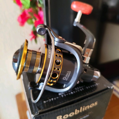 Fishing reel 7000 new in box