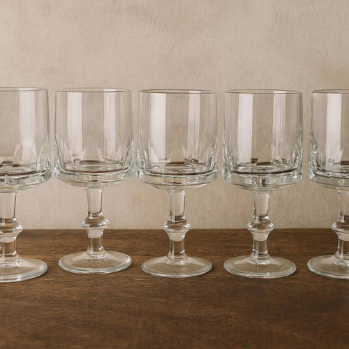 Vintage crystal wine glasses set of 5 like new