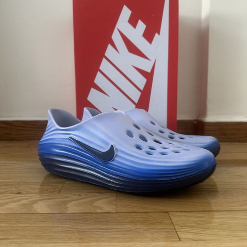 Nike ReactX Rejuven8 men's slippers size 44, white and blue