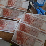 Banknotes 100 drachmas and 500 drachmas pack