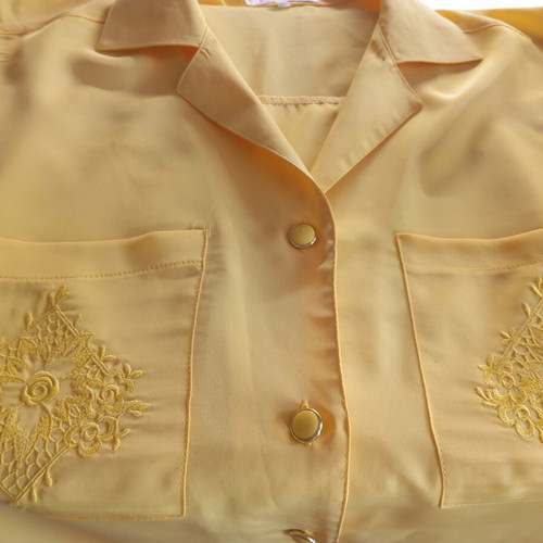Yellow shirt new, size L/40/12