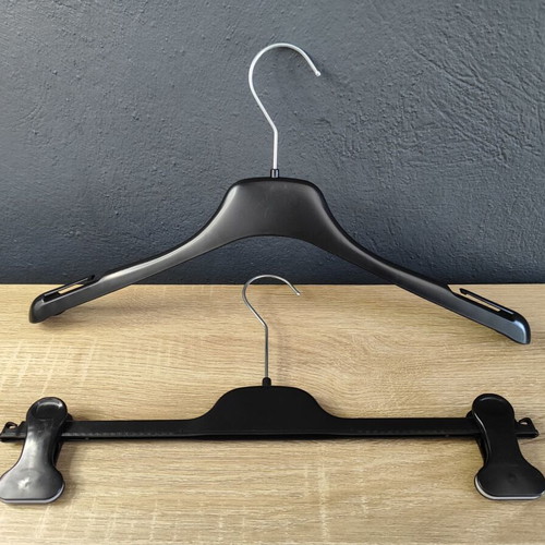 Dolce & Gabbana plastic clothes hangers used, set of 2