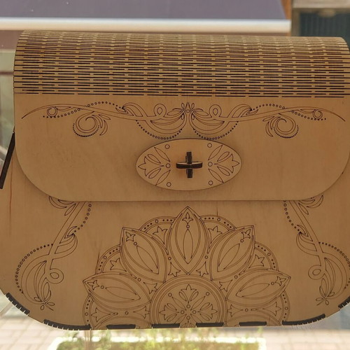 Wooden crossbody bag new with customizable engraving