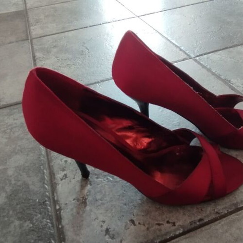 Camille peep toe shoes like new, red burgundy, size 40, 8cm heel