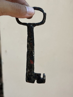 Old Large Metal Key, 12.5 cm