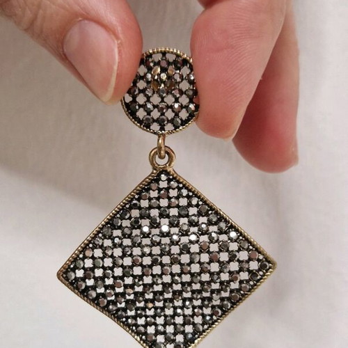 Dangling earrings new