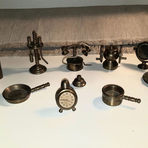 Vintage brass miniatures like new collectible