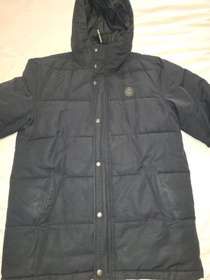 DC jacket used Large with tear on back, black