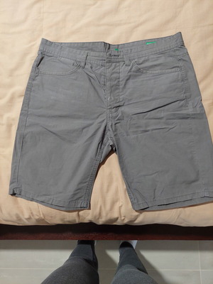 Benetton men's shorts used, size M, gray