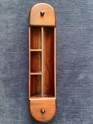 Wooden vintage mahogany pencil holder like new