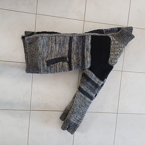 Knitted cardigan used, size M, black and grey