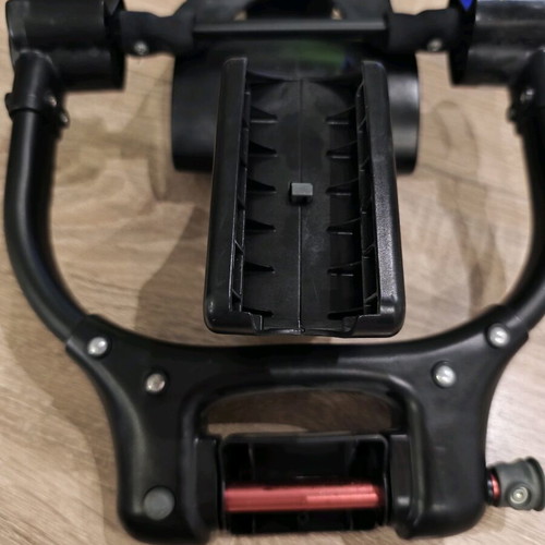 Graco Car Seat Adapter for 4 Moms like new
