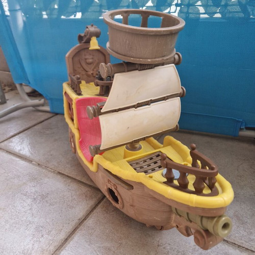 Fisher-Price Disney Jake and the Never Land Pirates Bucky pirate ship used