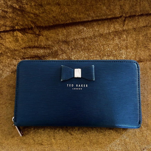 Ted Baker wallet used, 19x10 cm, with minor wear