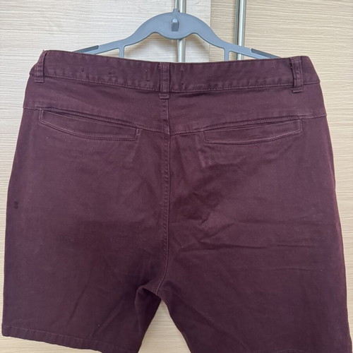 Bershka men's maroon chino shorts, size EUR 42
