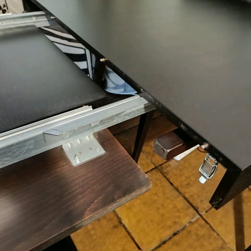 Dining set used, extendable table up to 2.8m with 6 fabric chairs