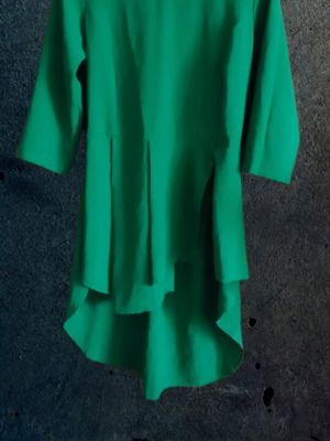 Asymmetric dress green A-Style like new, airy, ideal XL