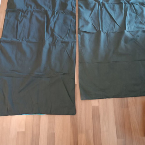 Decorative handmade rugs used, wall mats with slight size and color variation