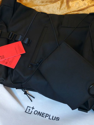 OnePlus Rolltop Backpack with Wallet, premium design
