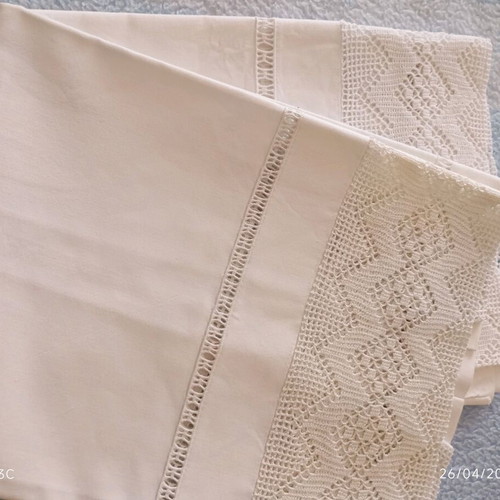 Pillowcases new from hase with lace and machine azur embroidery
