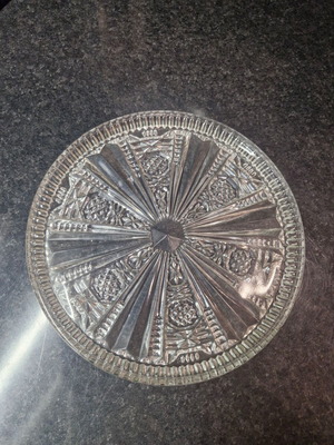Round glass serving platter like new