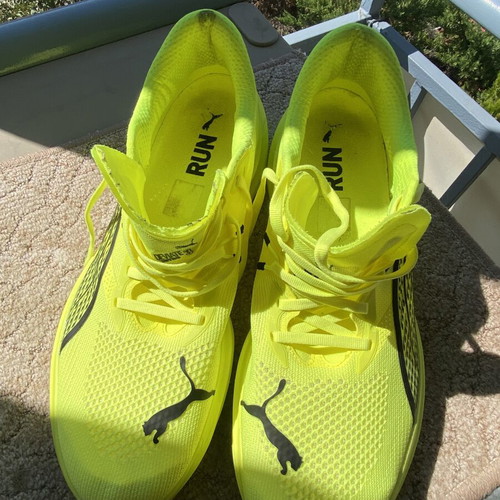 Puma Deviate Nitro 45 athletic shoes like new, green and yellow