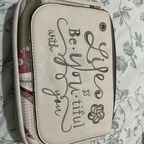 Kimmodol crossbody bag used with 4 compartments