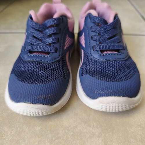 Reebok Sport Rush Runner 5 baby athletic shoes used, size 20, pink
