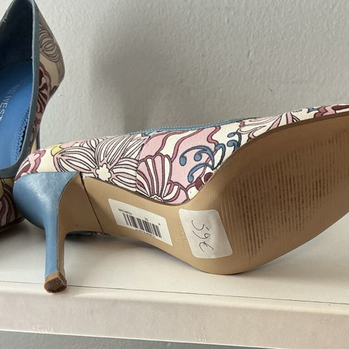 Nine West colorful pumps size 36 like new, 10 cm heel