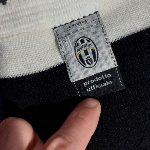 Juventus authentic scarf like new