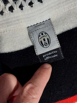 Juventus authentic scarf like new
