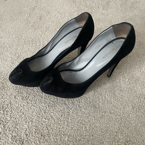 Sergio Rossi black suede pumps used with front opening