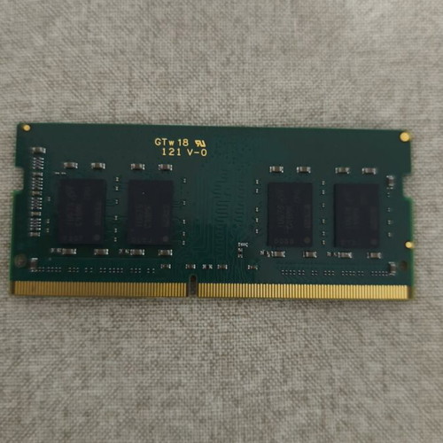 Laptop memory DDR4 2400 4GB Crucial used