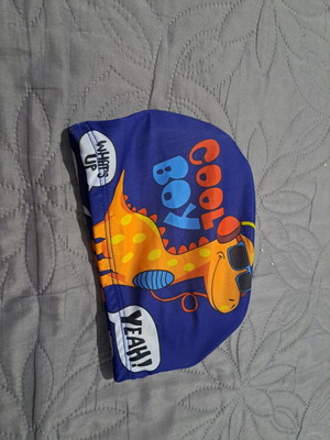 Children's swimming cap with dinosaur design new