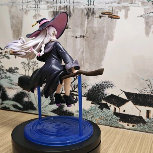 Elaina Wandering Witch PVC Figure 19x20cm new