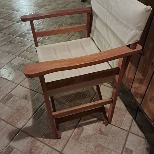 Director chair like new with removable washable fabric
