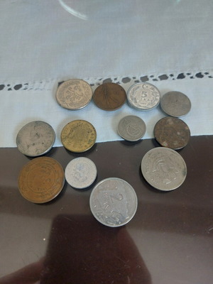 Foreign and collectible coins used, lot of 12 from various countries