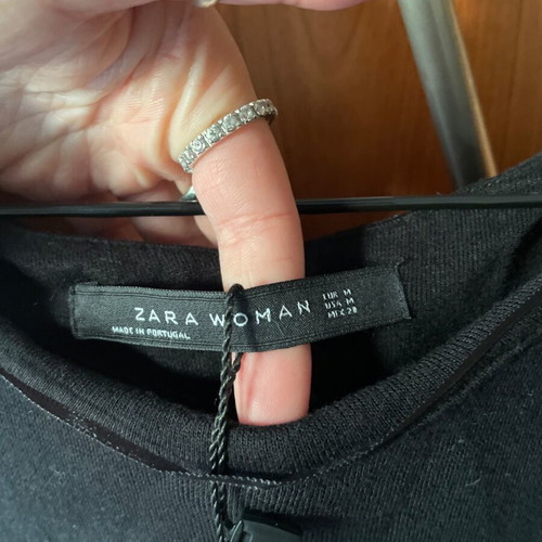 Zara dress new with tag, size M