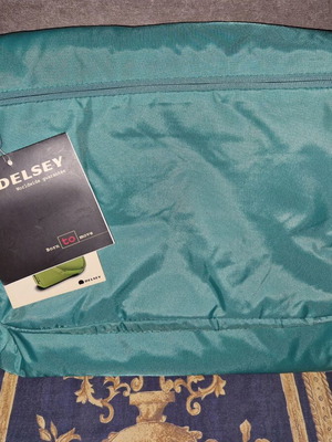 Delsey τσάντα laptop καινούργια, ώμου