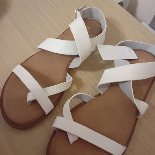 Women's white platform sandals, size 39